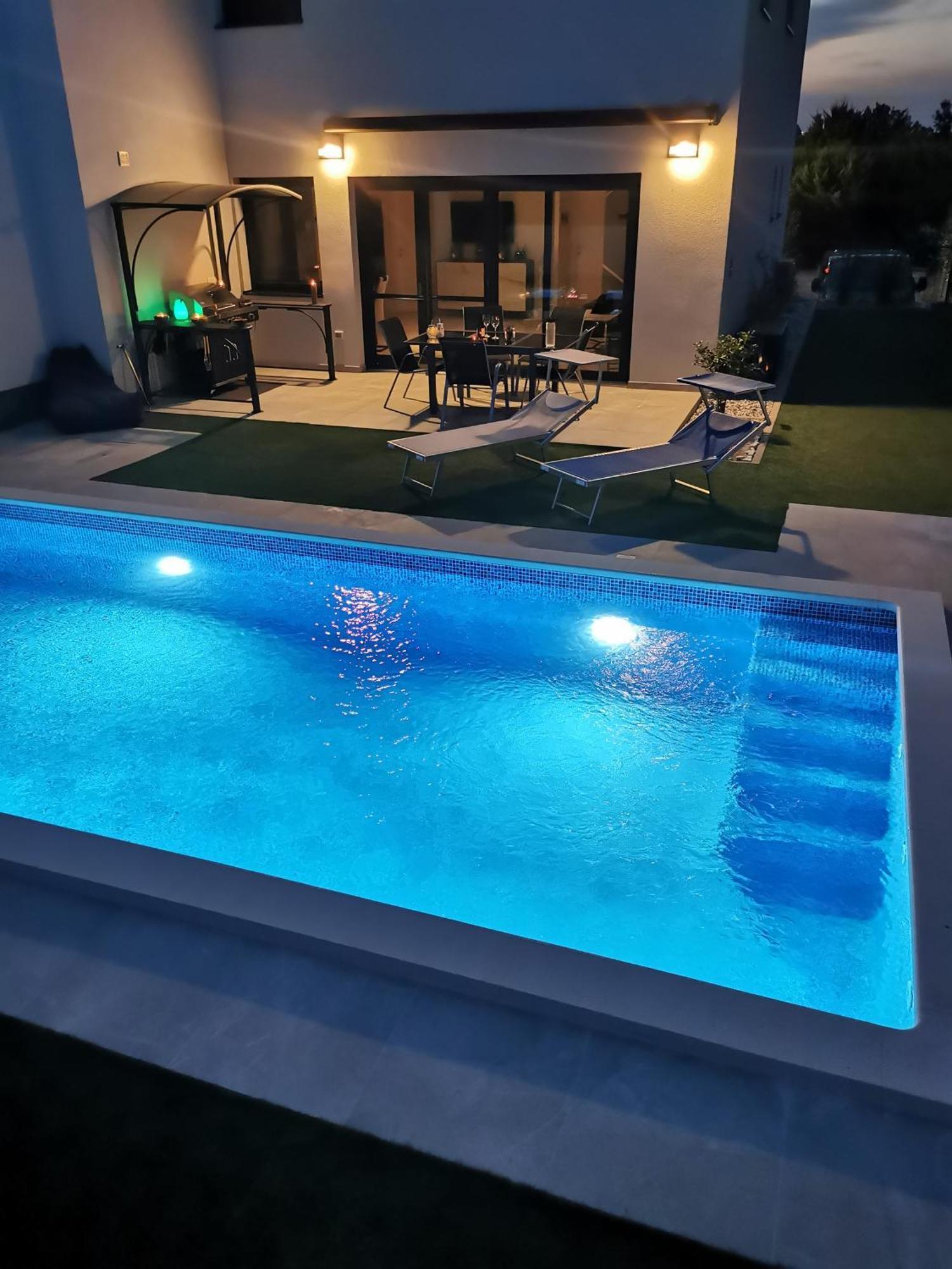 Volme Pool Apartment Banjole Exterior photo